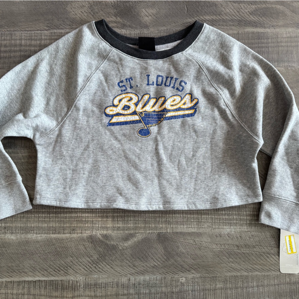 NHL St. Louis Blues  girls Sweatshirt- size 6/6x